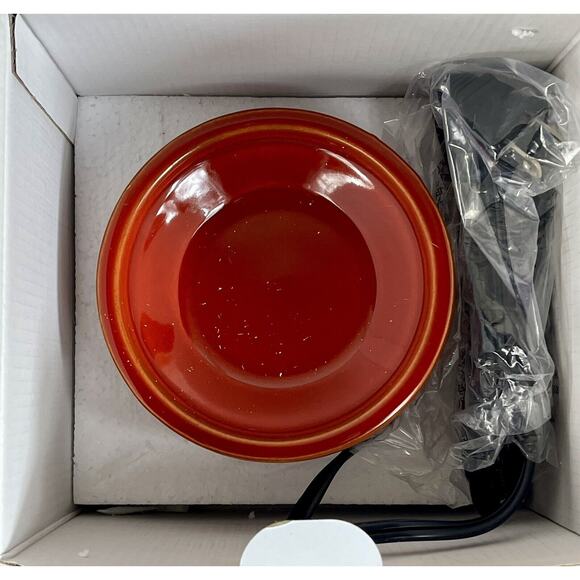 Scentsy Retired Warmer BIG APPLE Full Size Red Teacher Plug In Retired NOS - Picture 4 of 5